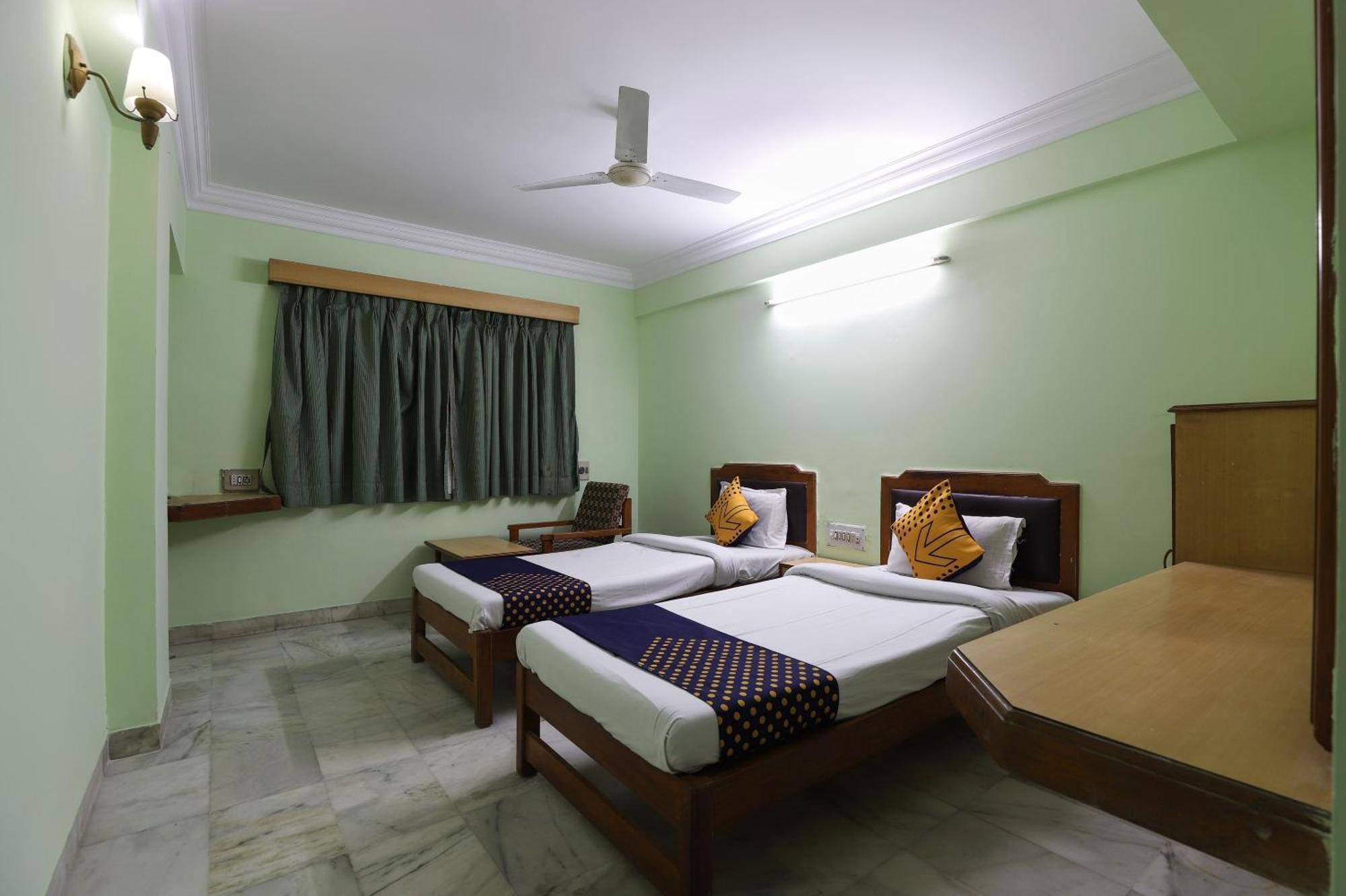 Spot On Hotel Hilltop Βαντοντάρα Εξωτερικό φωτογραφία